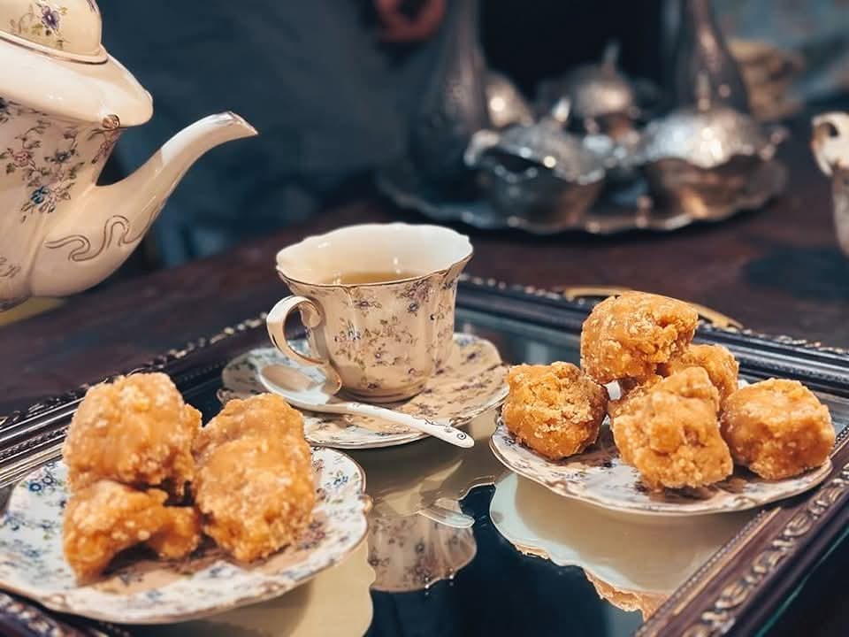 Simple Pure Desi Gur - Image 1