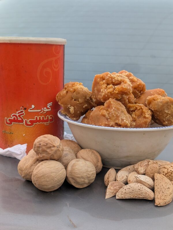 Pure Desi Ghee Jaggery (Gur) Nuts Mix – Almonds & Walnuts | دیسی گھی کا خالص گڑ نٹس مکس