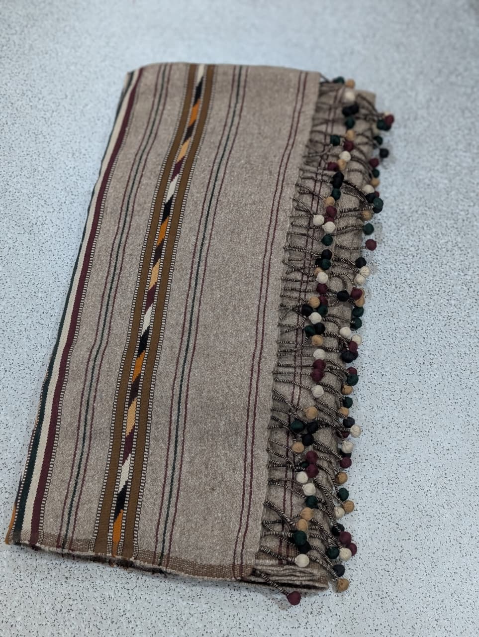 Handmade Wadera style 3 border Sharrai woolen shawl for Men - Image 4