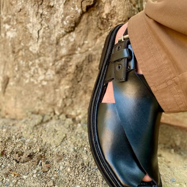 Black Tan Handmade Leather Peshawari Chappal - Image 2