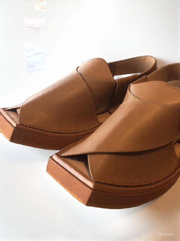 Kaptan Handmade Peshawari Chappal - Camel Colour